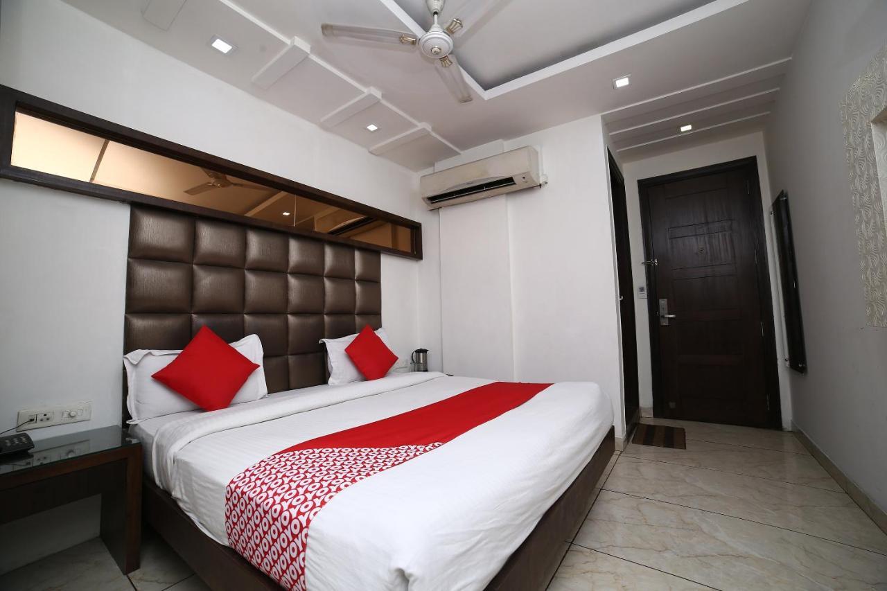 Oyo 11150 Hotel Jmd Rooms 뉴델리 외부 사진