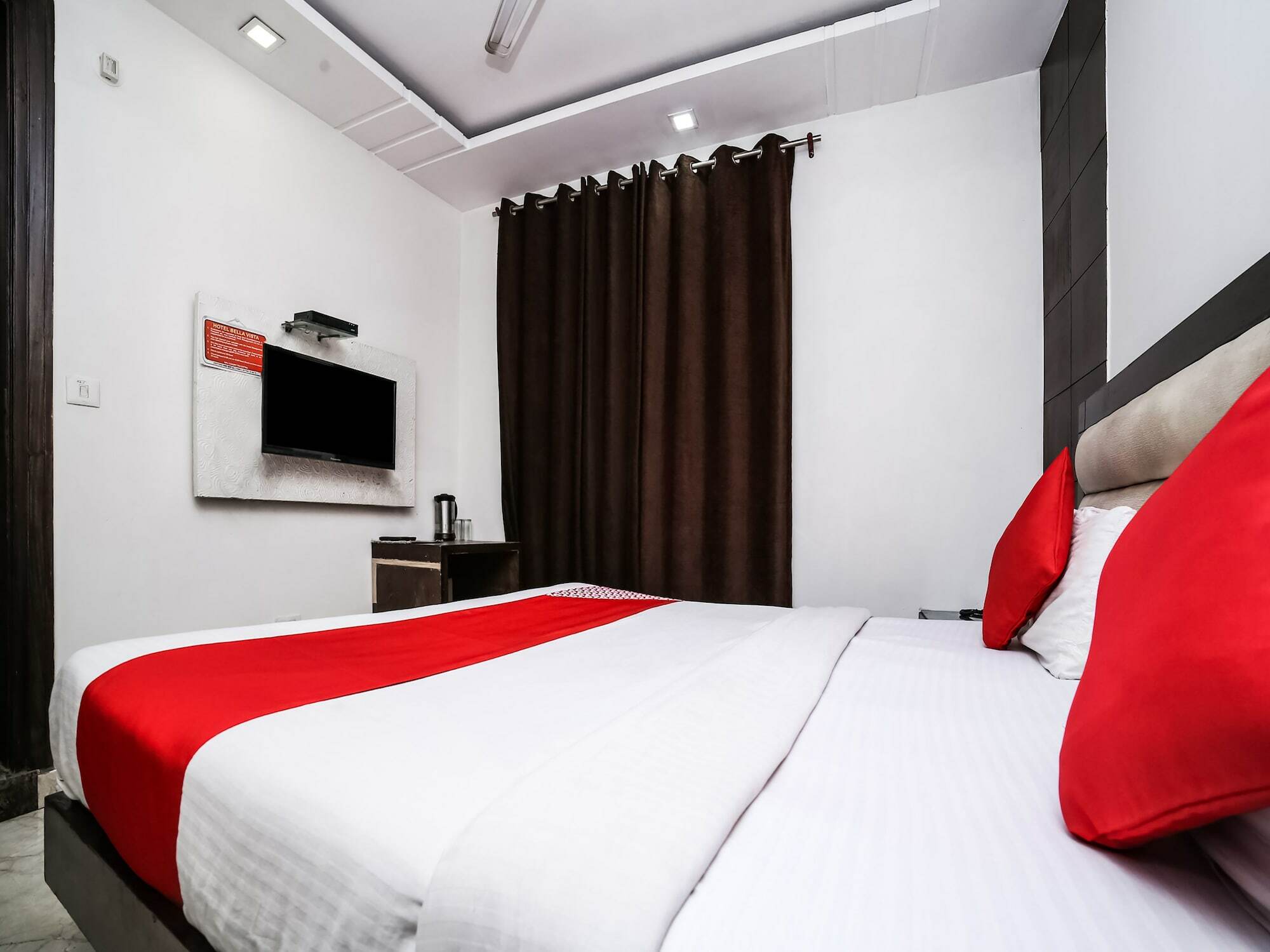 Oyo 11150 Hotel Jmd Rooms 뉴델리 외부 사진