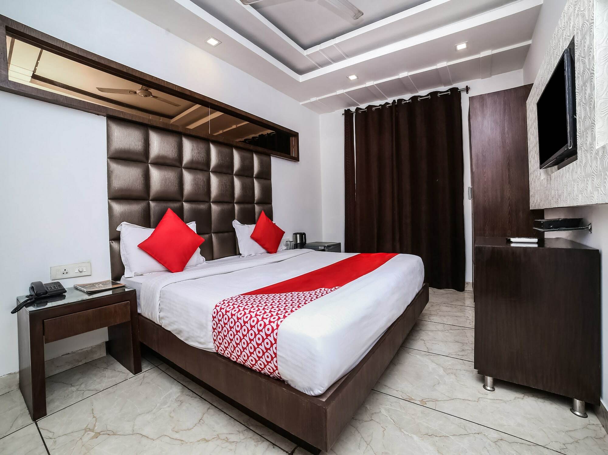 Oyo 11150 Hotel Jmd Rooms 뉴델리 외부 사진