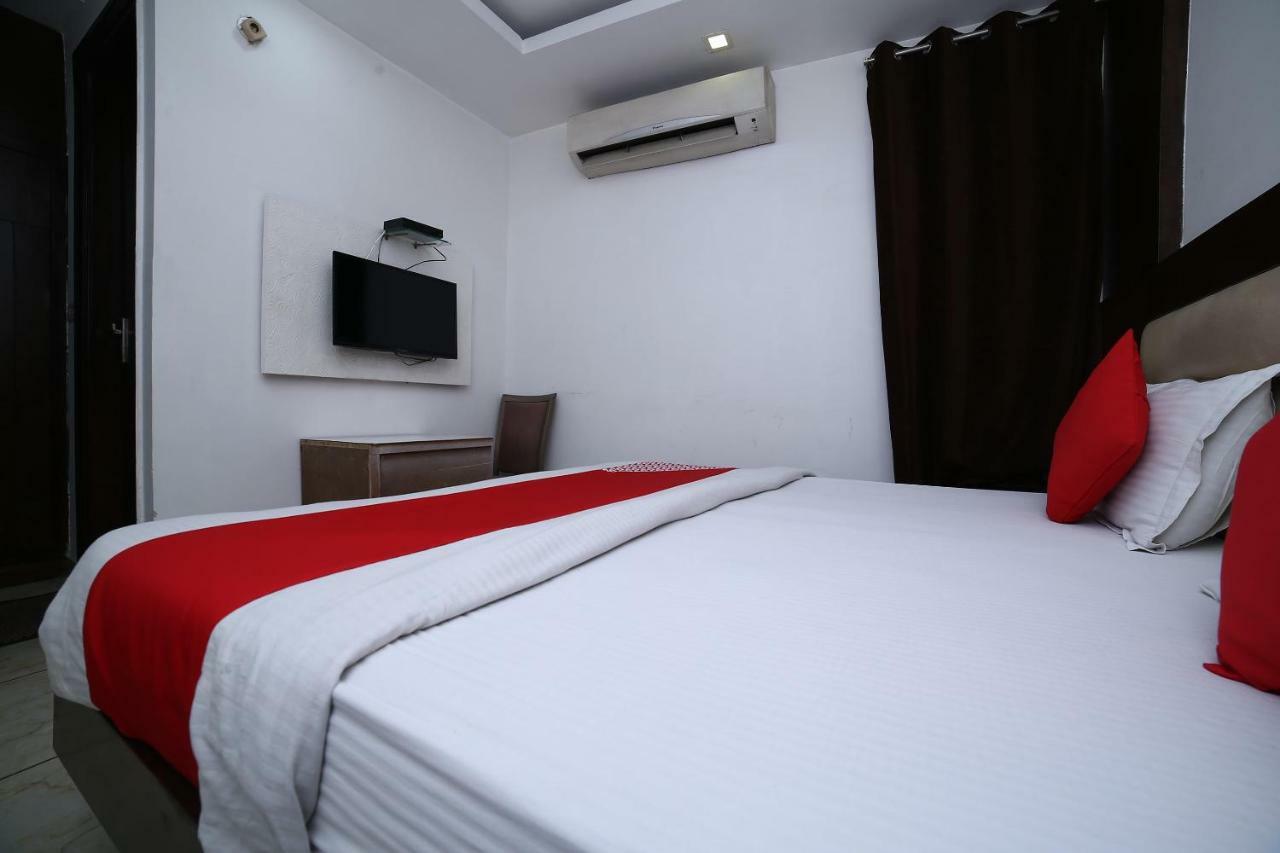 Oyo 11150 Hotel Jmd Rooms 뉴델리 외부 사진